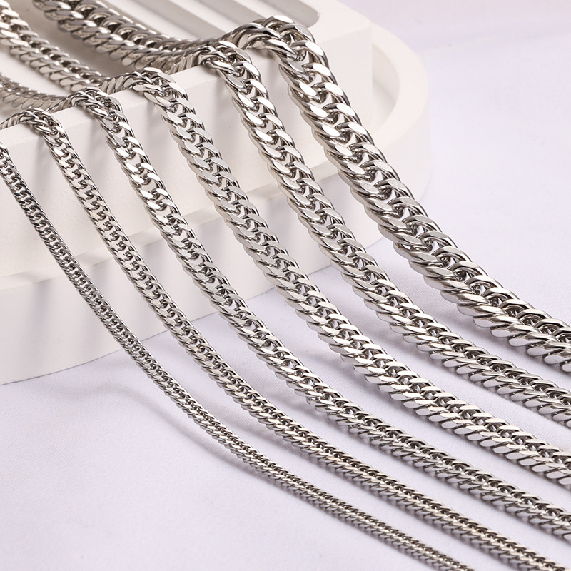 Double Link Four-Side Brushed Curb Chain