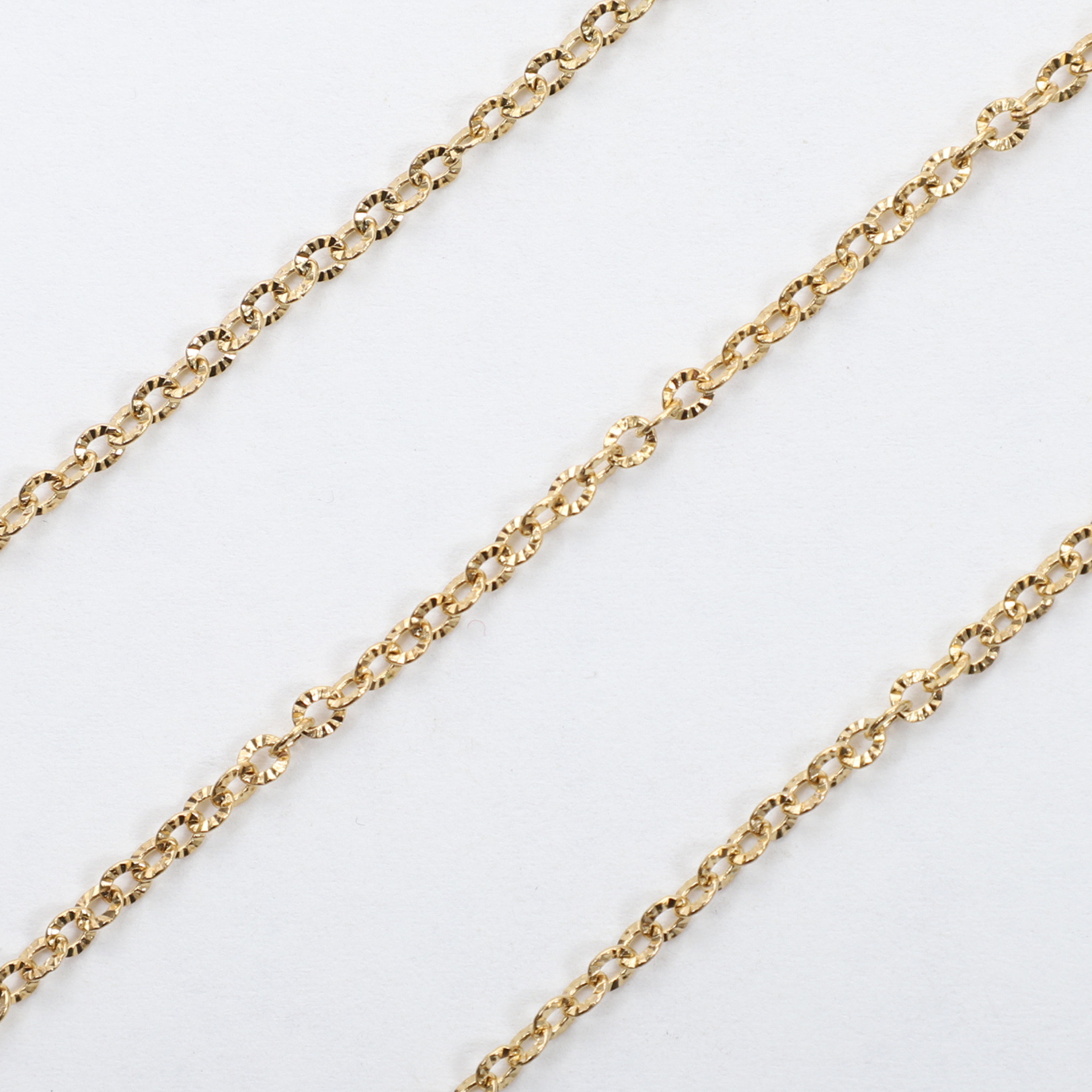 Embossed Cross Link Chain
