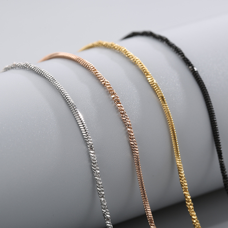 Interlaced Twisted Square Snake Chain